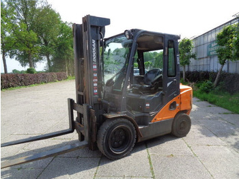 Вилочный погрузчик DOOSAN