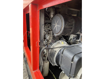 Электрогенератор Doosan G40: фото 5 Электрогенератор Doosan G40: фото 5