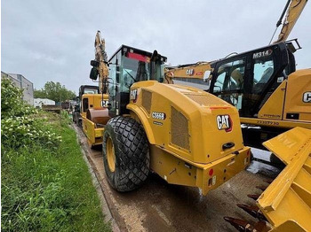 Компактор CAT CS 66B: фото 3 Компактор CAT CS 66B: фото 3