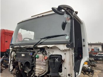 Кабина и интерьер MERCEDES-BENZ