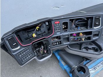 Кабина и интерьер для Грузовиков Scania S: фото 4 Кабина и интерьер для Грузовиков Scania S: фото 4