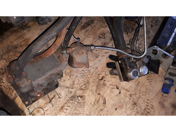 MAN FALCON A2004 - 200BAR лизинг MAN FALCON A2004 - 200BAR: фото 4 MAN FALCON A2004 - 200BAR лизинг MAN FALCON A2004 - 200BAR: фото 4