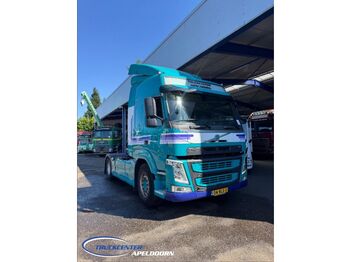 Тягач VOLVO FM