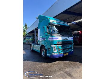 Тягач VOLVO FM