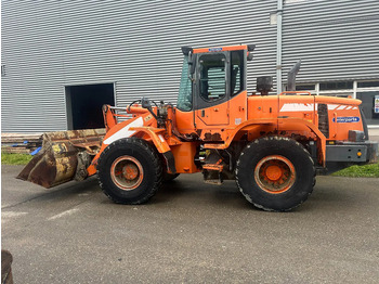 Погрузчик DOOSAN DL200