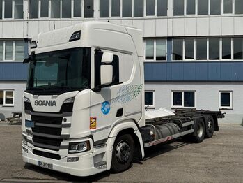 Грузовик-контейнеровоз/ Сменный кузов SCANIA R 410