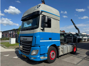 Тягач DAF XF 440