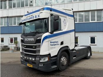 Тягач SCANIA R 450