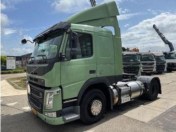 Тягач VOLVO FM 420