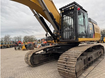 Гусеничный экскаватор CATERPILLAR 349