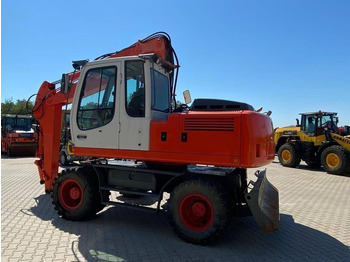 Колёсный экскаватор LIEBHERR A 900