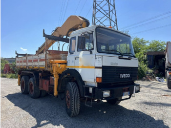 Самосвал IVECO 330 30: фото 1