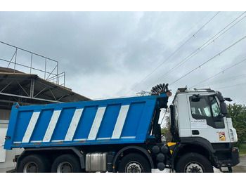 Самосвал Iveco 4 assi trakker 2013: фото 3