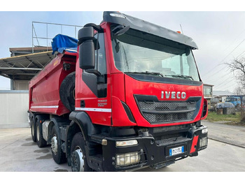 Самосвал IVECO