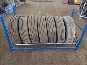 Шина Continental 275/70 R22.5: фото 1