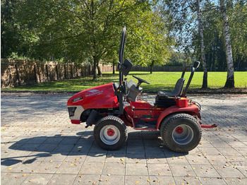 Трактор McCORMICK