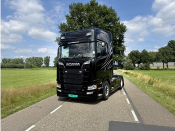 Тягач SCANIA S 520