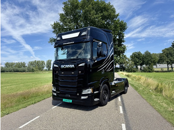 Тягач SCANIA S 520