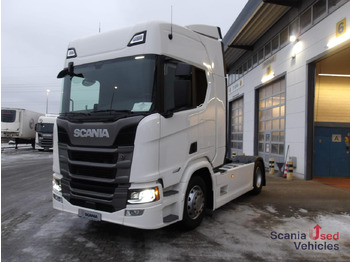 Тягач SCANIA R 460