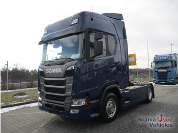 Тягач SCANIA R 460