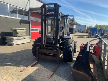 Вилочный погрузчик JCB