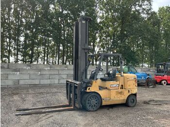 Вилочный погрузчик CATERPILLAR GC