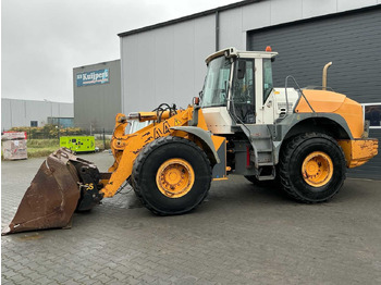 Колёсный погрузчик LIEBHERR