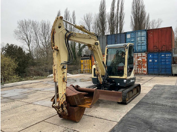 Экскаватор HYUNDAI