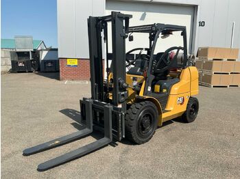 Вилочный погрузчик CATERPILLAR GP