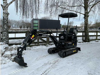 Мини-экскаватор