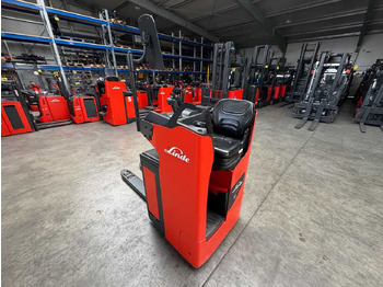 Вилочный погрузчик BATTERY 46/2023 BJ.2020 SERVICE + UVV 08/2026 LINDE T20R PALLET TRUCK STACKER ANT 4,715 HOURS: фото 4 Вилочный погрузчик BATTERY 46/2023 BJ.2020 SERVICE + UVV 08/2026 LINDE T20R PALLET TRUCK STACKER ANT 4,715 HOURS: фото 4