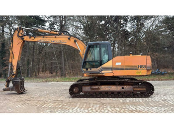 Экскаватор CASE