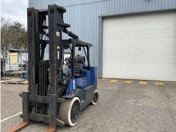 Вилочный погрузчик CATERPILLAR GC