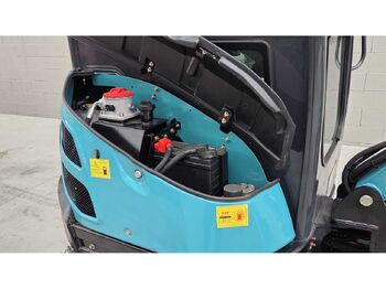 Мини-экскаватор JPC HT25 MINI EXCAVATOR CAB: фото 4 Мини-экскаватор JPC HT25 MINI EXCAVATOR CAB: фото 4