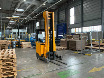 Вилочный погрузчик JUNGHEINRICH ETV