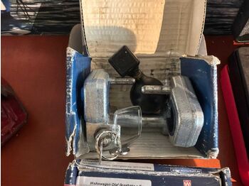 Прицеп WINTERHOFF ROBSTOP WS 3000 HITCH LOCK (2X): фото 3 Прицеп WINTERHOFF ROBSTOP WS 3000 HITCH LOCK (2X): фото 3
