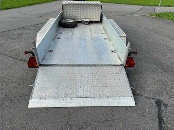 Прицеп HUMBAUR