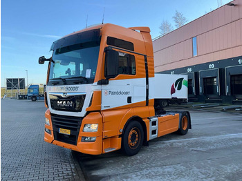 Грузовик MAN TGX