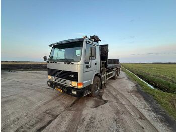 Грузовик VOLVO
