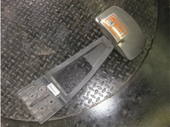 : фото в шапке страницы