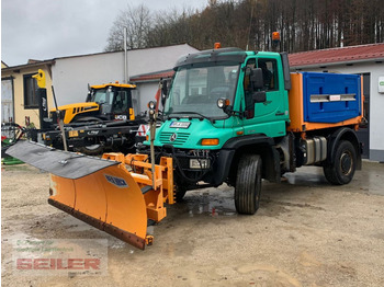 Снегоуборочная машина UNIMOG U500