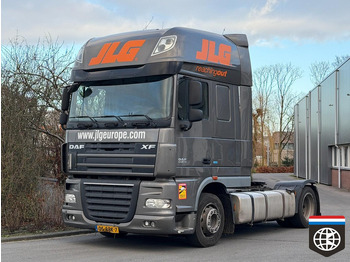 Тягач DAF XF 105 460
