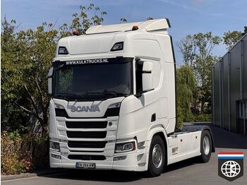 Тягач SCANIA R 450