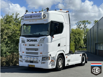 Тягач SCANIA S 520