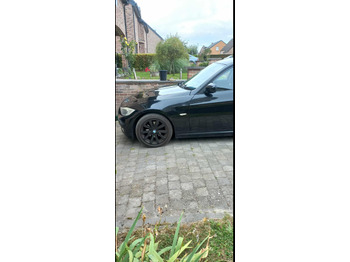 Легковой автомобиль BMW