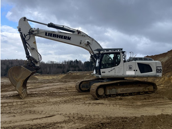 Гусеничный экскаватор LIEBHERR