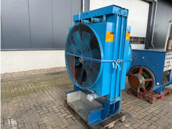 Двигатель CUMMINS