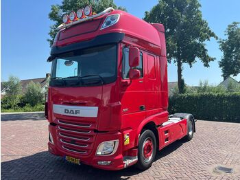 Тягач DAF XF 460