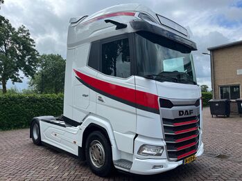 Тягач DAF XG+ 530