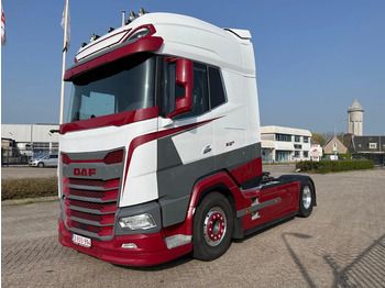 Тягач DAF XG+ 530